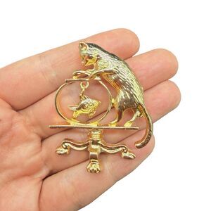 Vintage Jewelry Cat with Fish Brooch Cat Jewelry Funny Cat Pin